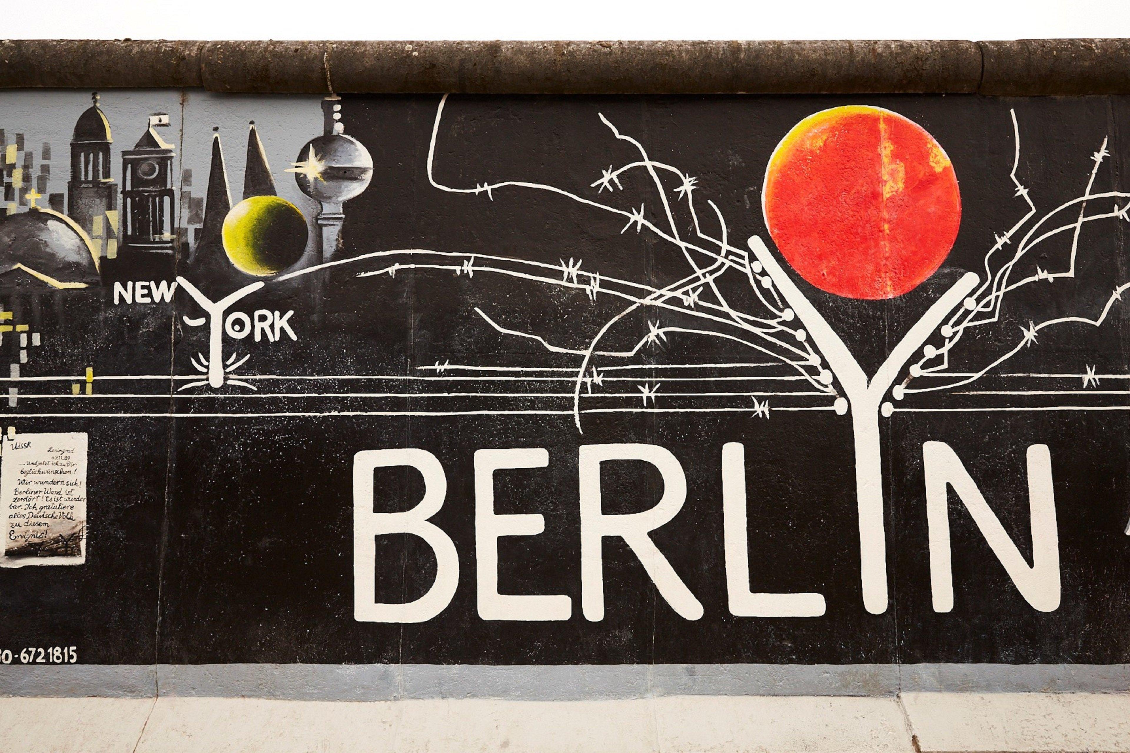 Hotel Indigo Berlin - East Side Gallery Exterior foto