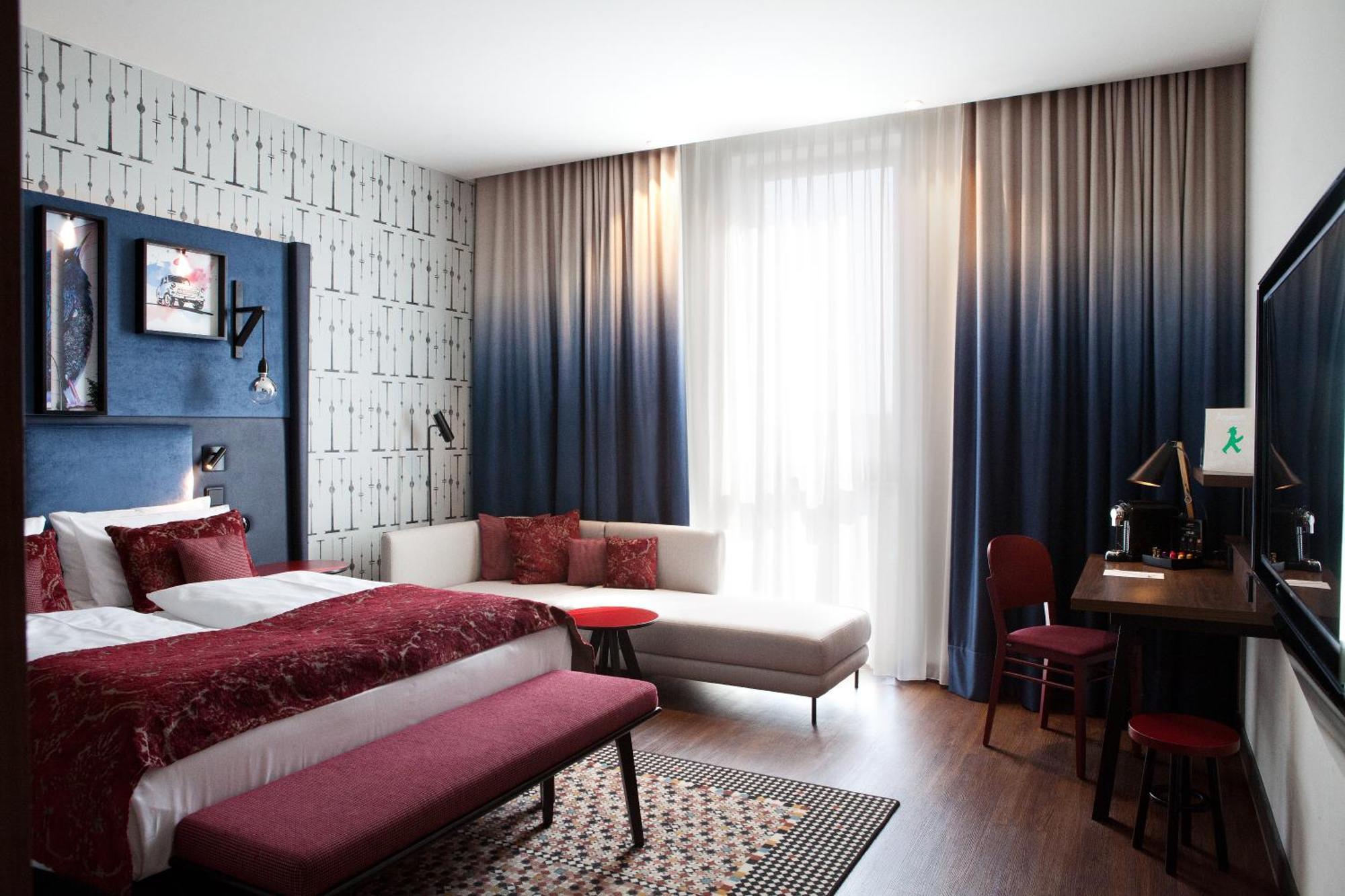 Hotel Indigo Berlin - East Side Gallery Exterior foto